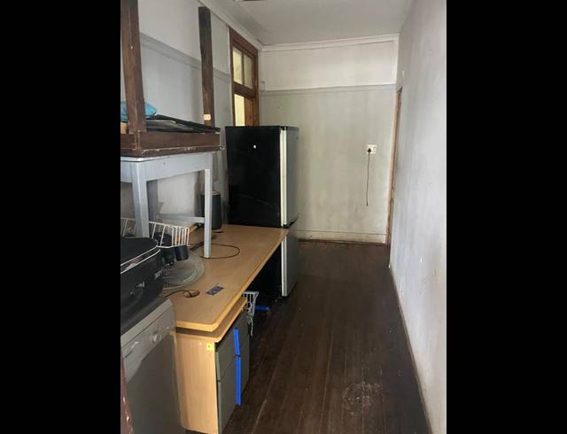 4 BEDROOM HOUSE FOR SALE IN BRIXTON